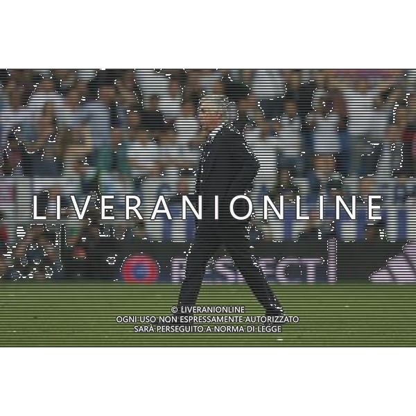 firo Fu§ball, Fussball, 18.04.2017 Uefa Champions League, CL Saison 2016/2017 Viertelfinale, RŸckspiel Real Madrid - FCB FC Bayern MŸnchen Muenchen FCB Trainer Coach Carlo Ancelotti, ganze figur, ganzer Kšrper, Koerper, EnttŠuschung enttŠuscht Enttaeuschung enttaeuscht unzufrieden $worldrights Es gelten unsere AGB, einsehbar auf www.firosportphoto.de copyright by firo sportphoto: Coesfelder Str.207 48249 DŸlmen www.firosportphoto.de mail@firosportphoto.de (V o l k s b a n k B o c h u m - W i t t e n ) IBAN DE68 4306 0129 0341 1171 00 Tel:Ê 02594 - 9916004 Fax:Ê02594 - 9916005 AG ALDO LIVERANI SAS ONLY ITALY