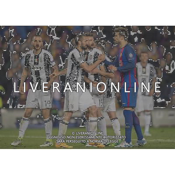 UEFA Champions League 2016/2017 Quarti di Finale Ritorno Barcellona (Spagna) - 19.04.2017 Barcellona-Juventus Nella Foto: andrea barzagli gerard Pique e giorgio Chiellini a fine gara /Ag. Aldo Liverani