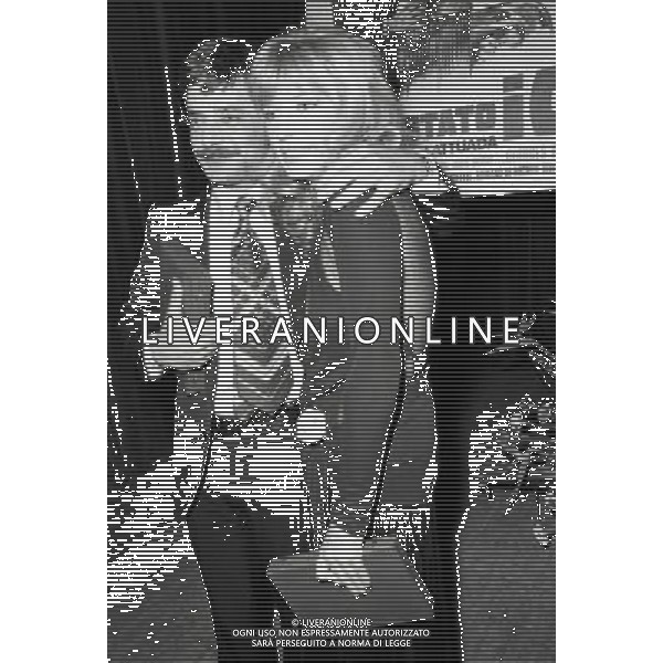 Monica Vitti, attrice italiana di teatro, cinema e televisione - Retrospettiva - nella foto con Giancarlo Giannini al Premio Stampa Estera a Sanremo nel 1974 ©ARCHIVIO / AGENZIA ALDO LIVERANI SAS