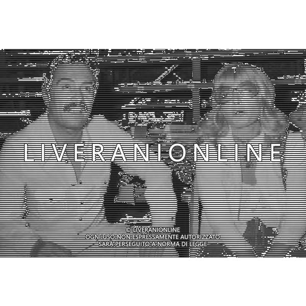 Monica Vitti, attrice italiana di teatro, cinema e televisione - Retrospettiva - nella foto a Taormina nel 1974 con Nino Manfredi ©ARCHIVIO / AGENZIA ALDO LIVERANI SAS