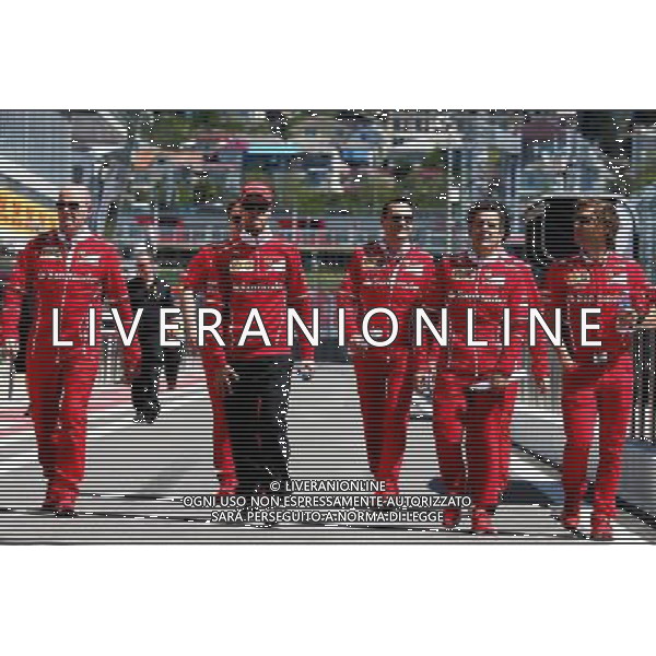 Sebastian Vettel (GER) Ferrari walks the circuit with the team. 27.04.2017. Formula 1 World Championship, Rd 4, Russian Grand Prix, Sochi Autodrom, Sochi, Russia, Preparation Day. - www.xpbimages.com, EMail: requests@xpbimages.com - copy of publication required for printed pictures. Every used picture is fee-liable. Â© Copyright: Batchelor / XPB Images/ONLY ITALY/EDITORIAL USE ONLY/Ag. Aldo Liverani s.a.s.