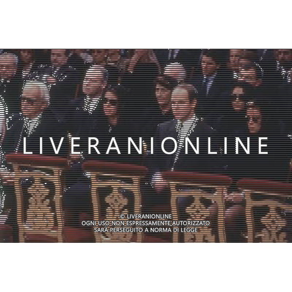 Funerali di Stefano Casiraghi imprenditore e pilota motonautico italiano e marito di Carolina di Monaco - Retrospettiva - 6 ottobre 1990 nella foto il Principe Alberto, Stephanie e il padre Ranieri III principe sovrano di Monaco © ARCHIVIO / AGENZIA ALDO LIVERANI SAS - ITALY ONLY EDITORIAL USE ONLY