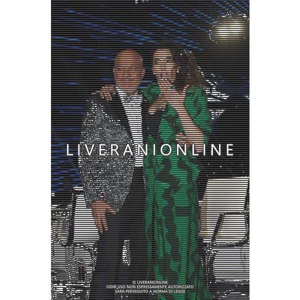 Milano ( MI ) 28/04/2017 Finale Live di ITALIA\'S GOT TALENT Nella foto: Claudio Bisio e Nina Zilli PH Lauro Montagnini / AGENZIA ALDO LIVERANI SAS