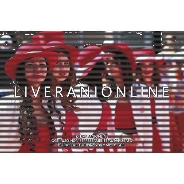 Grid girls on the drivers parade. 30.04.2017. Formula 1 World Championship, Rd 4, Russian Grand Prix, Sochi Autodrom, Sochi, Russia, Race Day. / AGENZIA ALDO LIVERANI SAS - ITALY ONLY EDITORIAL USE ONLY 