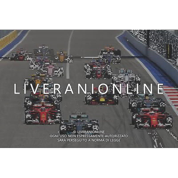 Valtteri Bottas (FIN) Mercedes AMG F1 W08 leads at the start of the race. 30.04.2017. Formula 1 World Championship, Rd 4, Russian Grand Prix, Sochi Autodrom, Sochi, Russia, Race Day. / AGENZIA ALDO LIVERANI SAS - ITALY ONLY EDITORIAL USE ONLY 