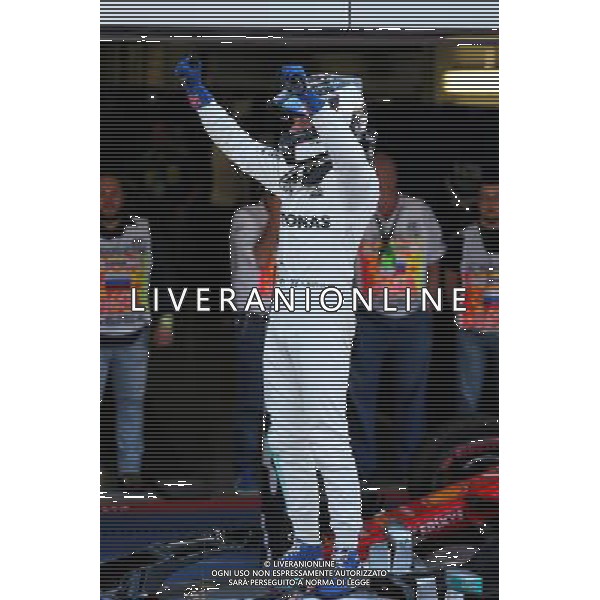 Race winner Valtteri Bottas (FIN) Mercedes AMG F1 celebrates in parc ferme. 30.04.2017. Formula 1 World Championship, Rd 4, Russian Grand Prix, Sochi Autodrom, Sochi, Russia, Race Day. / AGENZIA ALDO LIVERANI SAS - ITALY ONLY EDITORIAL USE ONLY