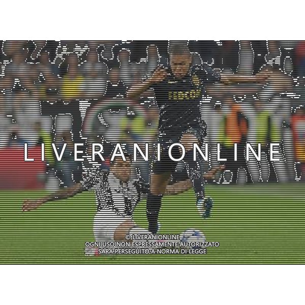 UEFA Champions League 2016/2017 Semifinale Ritorno Torino - 09.05.2017 Juventus-Monaco Nella Foto:mbappeÕ e dani alves /Ph.Vitez-Ag. Aldo Liverani