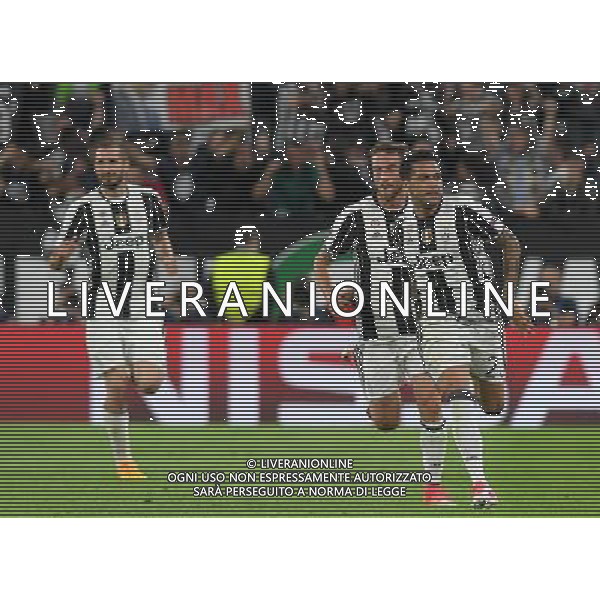 UEFA Champions League 2016/2017 Semifinale Ritorno Torino - 09.05.2017 Juventus-Monaco Nella Foto: esultanza dopo il gol di dani alves del 2-0 /Ph.Vitez-Ag. Aldo Liverani