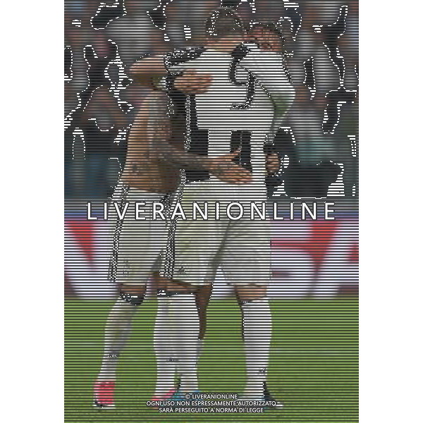 UEFA Champions League 2016/2017 Semifinale Ritorno Torino - 09.05.2017 Juventus-Monaco Nella Foto:esultanza juventus a fine gara per il passaggio alla finale - gonzalo higuain - paulo dybala e dani alves /Ph.Vitez-Ag. Aldo Liverani