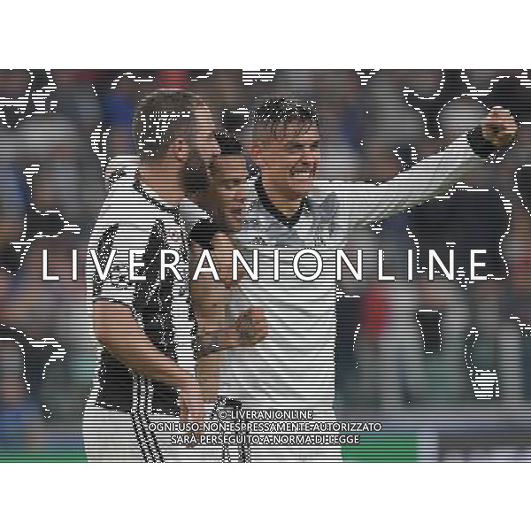 UEFA Champions League 2016/2017 Semifinale Ritorno Torino - 09.05.2017 Juventus-Monaco Nella Foto:esultanza juventus a fine gara per il passaggio alla finale - gonzalo higuain - paulo dybala e dani alves /Ph.Vitez-Ag. Aldo Liverani
