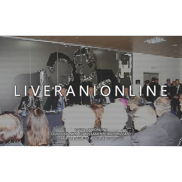 Milano ( MI ) 10/05/2017 Inaugurazione del nuovo Centro Operativo della Direzione Investigativa Antimafia Nella foto: Nunzio Antonio Ferla (Direttore della D.I.A.), Franco Gabrielli (Capo della Polizia D.G.P.S), Marco Minniti (Ministro dell\'Interno), Luciana Lamorgese (Prefetto di Milano) e Franco Roberti (Procuratore Nazionale Antimafia e Antiterrorismo) PH Lauro Montagnini AG ALDO LIVERANI SAS