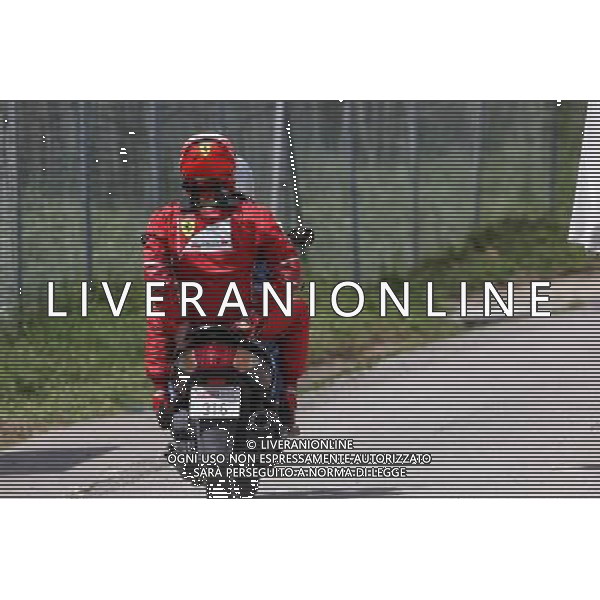 Kimi Raikkonen (FIN) Ferrari returns to the pits after he retired from the race. 14.05.2017. Formula 1 World Championship, Rd 5, Spanish Grand Prix, Barcelona, Spain, Race Day. / AGENZIA ALDO LIVERANI SAS - ITALY ONLY EDITORIAL USE ONLY - Gp F1 Spagna Gara Barcellona 14 maggio 2017 