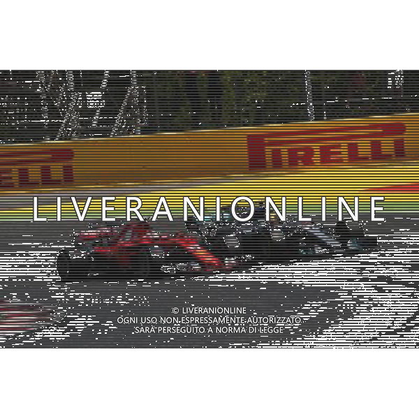Sebastian Vettel (GER) Ferrari SF70H and Lewis Hamilton (GBR) Mercedes AMG F1 W08 battle for the lead of the race. 14.05.2017. Formula 1 World Championship, Rd 5, Spanish Grand Prix, Barcelona, Spain, Race Day. / AGENZIA ALDO LIVERANI SAS - ITALY ONLY EDITORIAL USE ONLY - Gp F1 Spagna Gara Barcellona 14 maggio 2017 