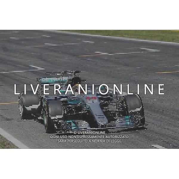 Race winner Lewis Hamilton (GBR) Mercedes AMG F1 W08 celebrates at the end of the race. 14.05.2017. Formula 1 World Championship, Rd 5, Spanish Grand Prix, Barcelona, Spain, Race Day. AG ALDO LIVERANI SAS ONLY ITALY