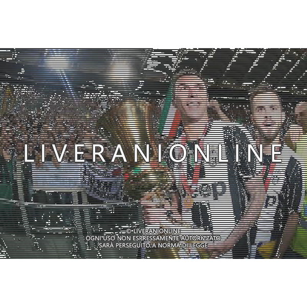 Coppa Italia TIM Cup 2016/2017 Finale Roma - 17.05.2017 Juventus-Lazio Nella Foto:Mario Mandzukic e Miralem Pjanic /Ph.Vitez-Ag. Aldo Liverani