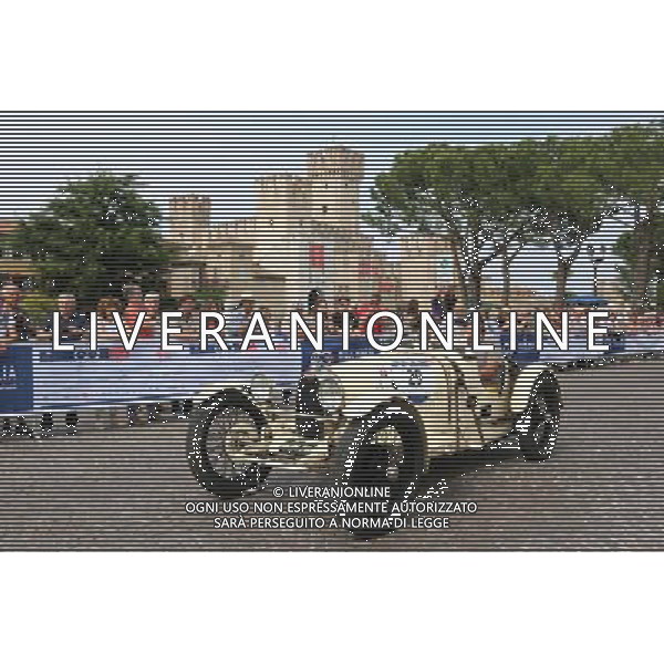 Mille Miglia 2017: passaggi da Brescia a Padova. Auto 29 Sieleki a Sirmione PH FOTOLIVE MARCO RIZZINI /AGENZIA ALDO LIVERANI SAS