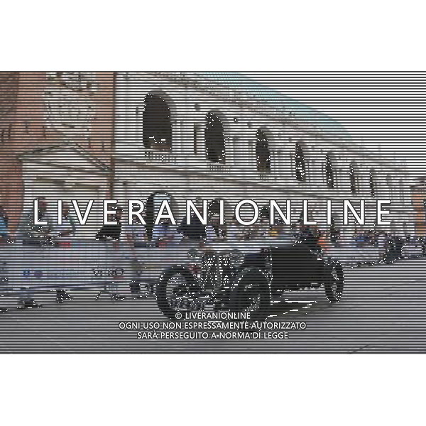 Mille Miglia 2017: passaggi da Brescia a Padova. Passaggio a Vicenza PH FOTOLIVE MARCO RIZZINI /AGENZIA ALDO LIVERANI SAS