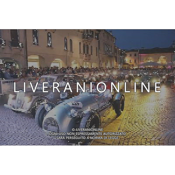 Mille Miglia 2017: passaggi da Brescia a Padova. Castelfranco Veneto PH FOTOLIVE MARCO RIZZINI /AGENZIA ALDO LIVERANI SAS