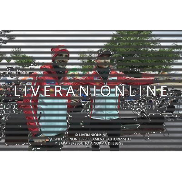 19.05.2017. Circuito delle 24 ore di Le Mans. Le Mans, Francia.Andrea Dovizioso e Jorge Lorenzo incontrano i fans al piloti e interviste con il pubblico. FOTO G. PAIZZOLLA-AG ALDO LIVERANI SAS