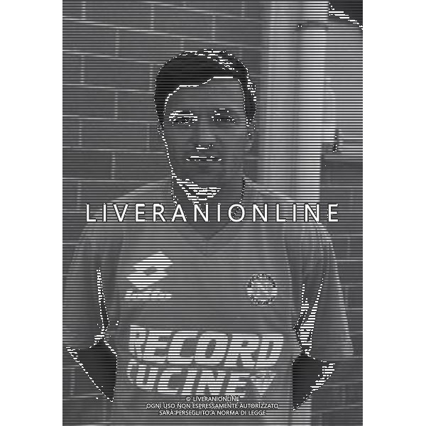RETROSPETTIVA FAUSTO PARI CALCIATORE 1993-1994 NELLA FOTO FAUSTO PARI CON LA MAGLIA DEL NAPOLI AG ALDO LIVERANI SAS