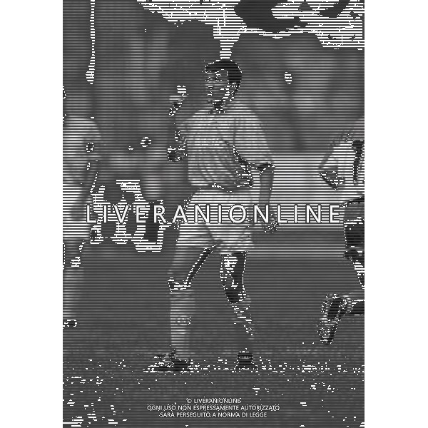 RETROSPETTIVA FAUSTO PARI CALCIATORE 1992-1993 NELLA FOTO FAUSTO PARI CON LA MAGLIA DEL NAPOLI AG ALDO LIVERANI SAS