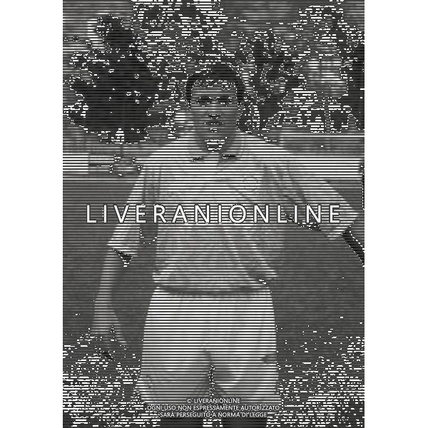 RETROSPETTIVA FAUSTO PARI CALCIATORE 1992-1993 NELLA FOTO FAUSTO PARI CON LA MAGLIA DEL NAPOLI AG ALDO LIVERANI SAS