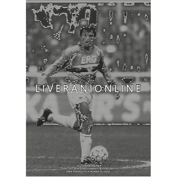 RETROSPETTIVA FAUSTO PARI CALCIATORE NELLA FOTO FAUSTO PARI CON LA MAGLIA DELLA SAMPDORIA AG ALDO LIVERANI SAS