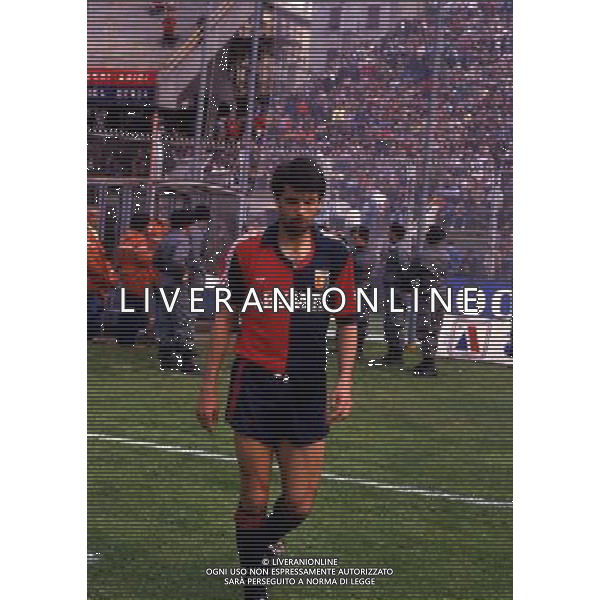 RETROSPETTIVA AMBU CLAUDIO CALCIATORE NELLA FOTO AMBU CLAUDIO CON LA MAGLIA DEL GENOA AG ALDO LIVERANI SAS
