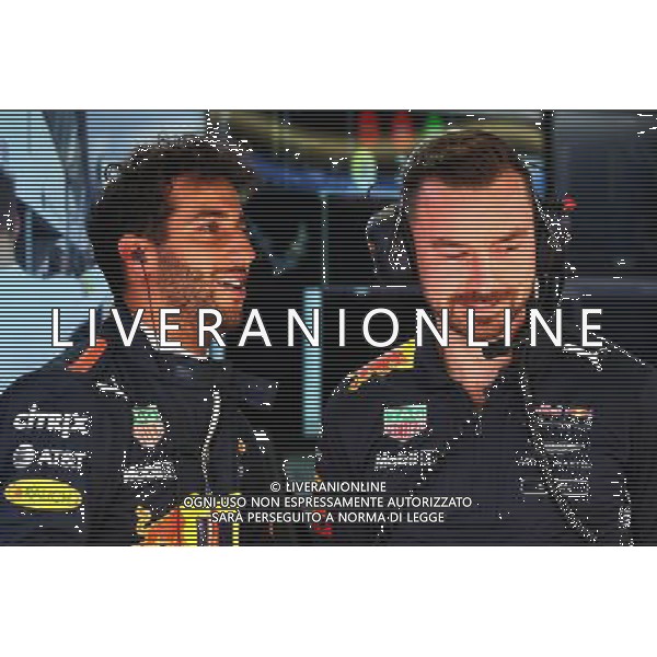 (L to R): Daniel Ricciardo (AUS) Red Bull Racing with Simon Rennie (GBR) Red Bull Racing Race Engineer. 25.05.2017. Formula 1 World Championship, Rd 6, Monaco Grand Prix, Monte Carlo, Monaco AG ALDO LIVERANI SAS ONLY ITALY