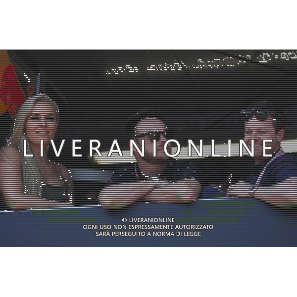 (L to R): Lindsey Vonn (USA) Alpine Ski Racer with Ant McPartlin (GBR) and Dec Donnelly (GBR). 28.05.2017. Formula 1 World Championship, Rd 6, Monaco Grand Prix, Monte Carlo, Monaco, Race Day. AG ALDO LIVERANI SAS ONLY ITALY