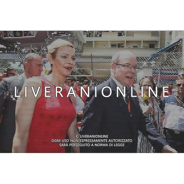 HSH Prince Albert of Monaco (MON) with Princess Charlene of Monaco on the grid. 28.05.2017. Formula 1 World Championship, Rd 6, Monaco Grand Prix, Monte Carlo, Monaco, Race Day. AG ALDO LIVERANI SAS ONLY ITALY