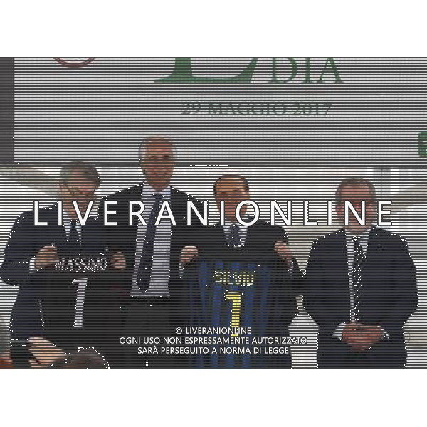 Milano ( MI ) 30/05/2017 Rosa Camuna a Berlusconi e Moratti Nella foto: Massimo Moratti, Giovanni Malago\', Silvio Berlusconi e Roberto Maroni PH Lauro Montagnini / AGENZIA ALDO LIVERANI SAS