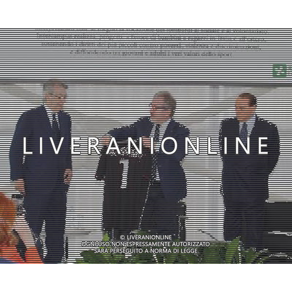 Milano ( MI ) 30/05/2017 Rosa Camuna a Berlusconi e Moratti Nella foto: Massimo Moratti, Roberto Maroni e Silvio Berlusconi PH Lauro Montagnini / AGENZIA ALDO LIVERANI SAS