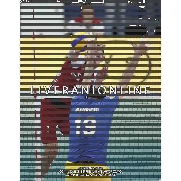 Pesaro - FIVB World League Pool A1 02/06/2017 Brasile Polonia nella foto: KONARSKI E MAURICIO ©Claudio Zamagni/Agenzia Aldo Liverani KONARSKI AND MAURICIO during FIVB World League volleyball pool A1 match between Brazil and Poland at Adriatic Arena on June 02, 2017 in Adriatic Arena Pesaro 