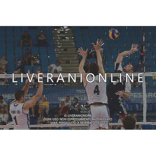 2017.06.03 Pesaro Siatkowka mezczyzn Liga Swiatowa 2017 Grupa A1 Polska - Wlochy N/z Dawid Konarski, Luca Vettori Foto Martyna Szydlowska / Newspix 2017.06.03 Pesaro Men volleyball FIVB World league 2017 Pool A1 Poland - Italy Dawid Konarski, Luca Vettori Credit: Martyna Szydlowska / Newspix --- Newspix.pl AG ALDO LIVERANI SAS *** Local Caption *** www.newspix.pl mail us: info@newspix.pl call us: 0048 022 23 22 222 --- Polish Picture Agency by Ringier Axel Springer Poland
