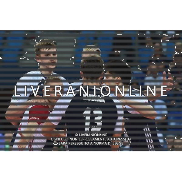 2017.06.03 Pesaro Siatkowka mezczyzn Liga Swiatowa 2017 Grupa A1 Polska - Wlochy N/z Mateusz Bieniek, Pawel Zatorski, Mateusz Bieniek Foto Martyna Szydlowska / Newspix 2017.06.03 Pesaro Men volleyball FIVB World league 2017 Pool A1 Poland - Italy Mateusz Bieniek, Pawel Zatorski, Mateusz Bieniek Credit: Martyna Szydlowska / Newspix --- Newspix.pl AG ALDO LIVERANI SAS *** Local Caption *** www.newspix.pl mail us: info@newspix.pl call us: 0048 022 23 22 222 --- Polish Picture Agency by Ringier Axel Springer Poland