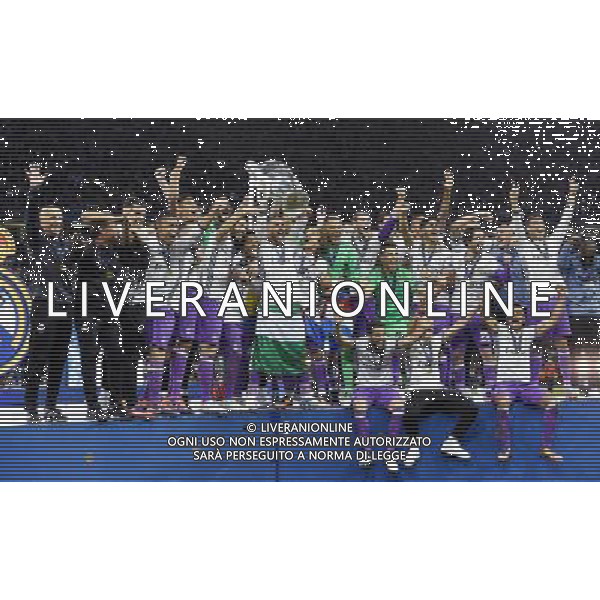 UEFA Champions League 2016/2017 Finale Cardiff (Galles) - 03.06.2017 Juventus-Real Madrid Nella Foto: sergio ramos alza la coppa - esultanza e festeggiamenti dopo la vittoria /Ph.Vitez-Ag. Aldo Liverani