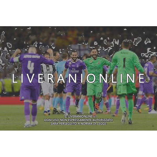 2017.06.03 Cardiff Pilka nozna Final UEFA Liga Mistrzow sezon 2016/2017 Juventus Turyn - Real Madryt N/z radosc Real wygrywa Lige Mistrzow Foto Pawel Andrachiewicz / PressFocus 2017.06.03 Cardiff Football Final UEFA Champions League season 2016/2017 FC Juventus Turin - Real Madrid radosc Real wygrywa Lige Mistrzow Credit: Pawel Andrachiewicz / PressFocus / NEWSPIX.PL --- Newspix.pl POLAND OUT!!! *** Local Caption *** www.newspix.pl mail us: info@newspix.pl call us: 0048 022 23 22 222 --- Polish Picture Agency by Ringier Axel Springer Poland