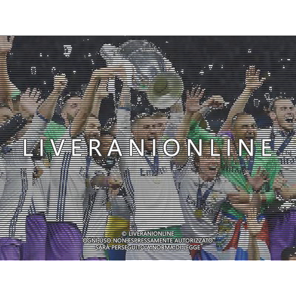 UEFA Champions League 2016/2017 Finale Cardiff (Galles) - 03.06.2017 Juventus-Real Madrid Nella Foto:Sergio Ramos alza la coppa /Ph.Vitez-Ag. Aldo Liverani