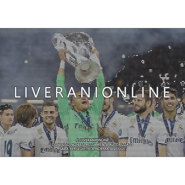 UEFA Champions League 2016/2017 Finale Cardiff (Galles) - 03.06.2017 Juventus-Real Madrid Nella Foto:Keylor Navas con la coppa /Ph.Vitez-Ag. Aldo Liverani