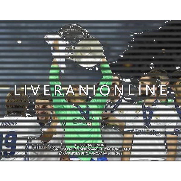 UEFA Champions League 2016/2017 Finale Cardiff (Galles) - 03.06.2017 Juventus-Real Madrid Nella Foto:Keylor Navas con la coppa /Ph.Vitez-Ag. Aldo Liverani
