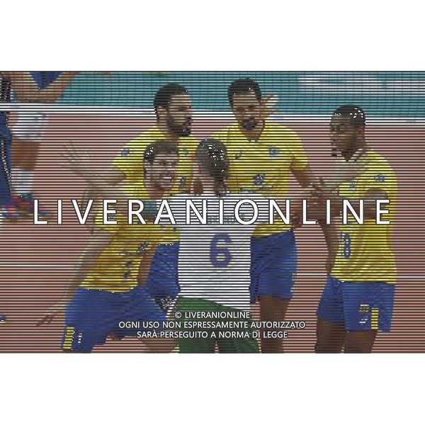 Pesaro - FIVB World League Pool A1 04/06/2017 Italia - Brasile nella foto: ESULTANZA BRASILE ©Claudio Zamagni/Agenzia Aldo Liverani BRAZIL CELEBRATES during FIVB World League volleyball pool A1 match between Italy and Brazil at Adriatic Arena on June 04, 2017 in Pesaro Photo credit Claudio Zamagni/Aldo Liverani Photo Agency
