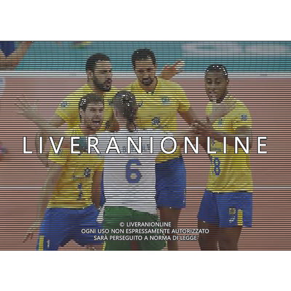 Pesaro - FIVB World League Pool A1 04/06/2017 Italia - Brasile nella foto: ESULTANZA BRASILE ©Claudio Zamagni/Agenzia Aldo Liverani BRAZIL CELEBRATES during FIVB World League volleyball pool A1 match between Italy and Brazil at Adriatic Arena on June 04, 2017 in Pesaro Photo credit Claudio Zamagni/Aldo Liverani Photo Agency