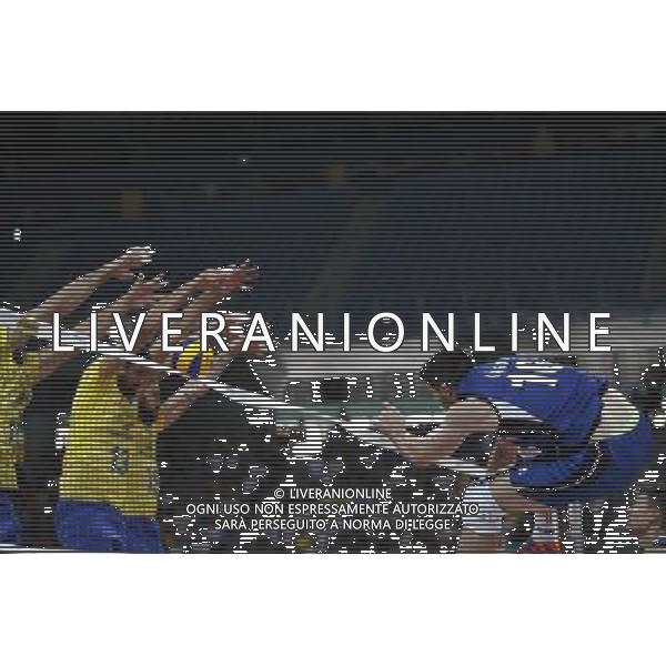 Pesaro - FIVB World League Pool A1 04/06/2017 Italia - Brasile nella foto: ATTACCO LANZA ©Claudio Zamagni/Agenzia Aldo Liverani LANZA ATTACK during FIVB World League volleyball pool A1 match between Italy and Brazil at Adriatic Arena on June 04, 2017 in Pesaro Photo credit Claudio Zamagni/Aldo Liverani Photo Agency