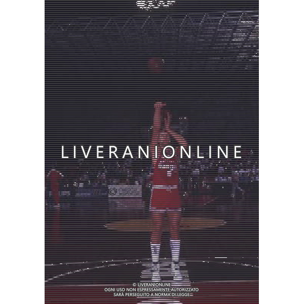 RETROSPETTIVA STEFANO RUSCONI BASKET NELLA FOTO STEFANO RUSCONI CON LA MAGLIA VARESE AG ALDO LIVERANI SAS