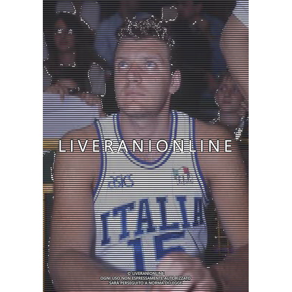 RETROSPETTIVA STEFANO RUSCONI BASKET NELLA FOTO STEFANO RUSCONI CON LA MAGLIA DELLA NAZIONALE ITALIANA AG ALDO LIVERANI SAS