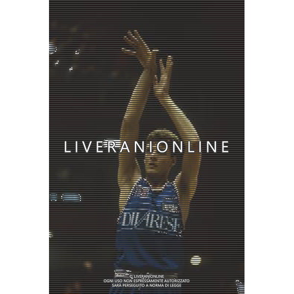 RETROSPETTIVA STEFANO RUSCONI BASKET NELLA FOTO STEFANO RUSCONI CON LA MAGLIA DI VARESE AG ALDO LIVERANI SAS