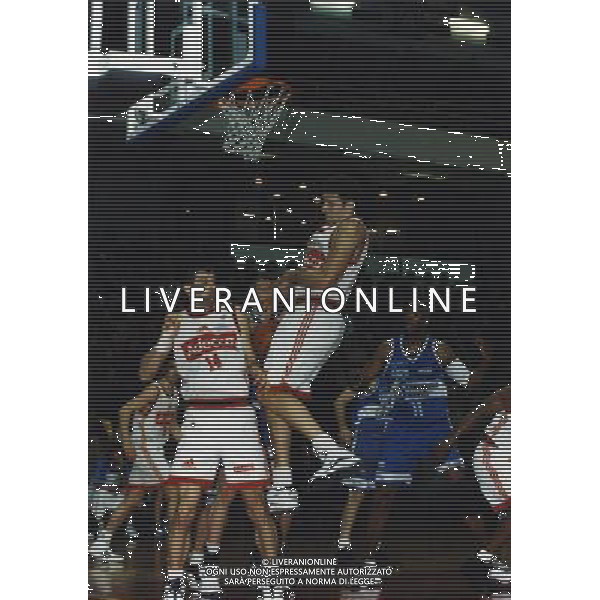 RETROSPETTIVA STEFANO RUSCONI BASKET NELLA FOTO STEFANO RUSCONI CON LA MAGLIA ADECCO MILANO AG ALDO LIVERANI SAS