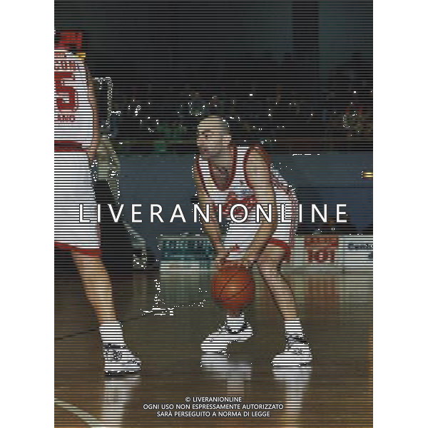 RETROSPETTIVA FLAVIO PORTALUPPI BASKET NELLA FOTO FLAVIO PORTALUPPI CON LA MAGLIA ADECCO MILANO AG ALDO LIVERANI SAS