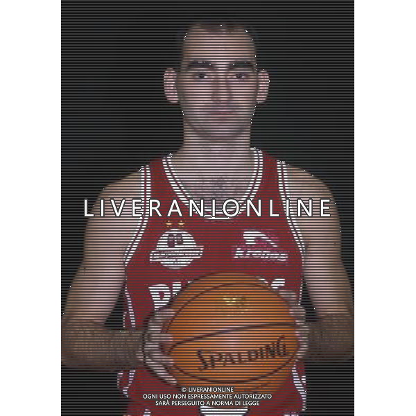 RETROSPETTIVA FLAVIO PORTALUPPI BASKET NELLA FOTO FLAVIO PORTALUPPI CON LA MAGLIA DELLA PHILIPS MILANO AG ALDO LIVERANI SAS